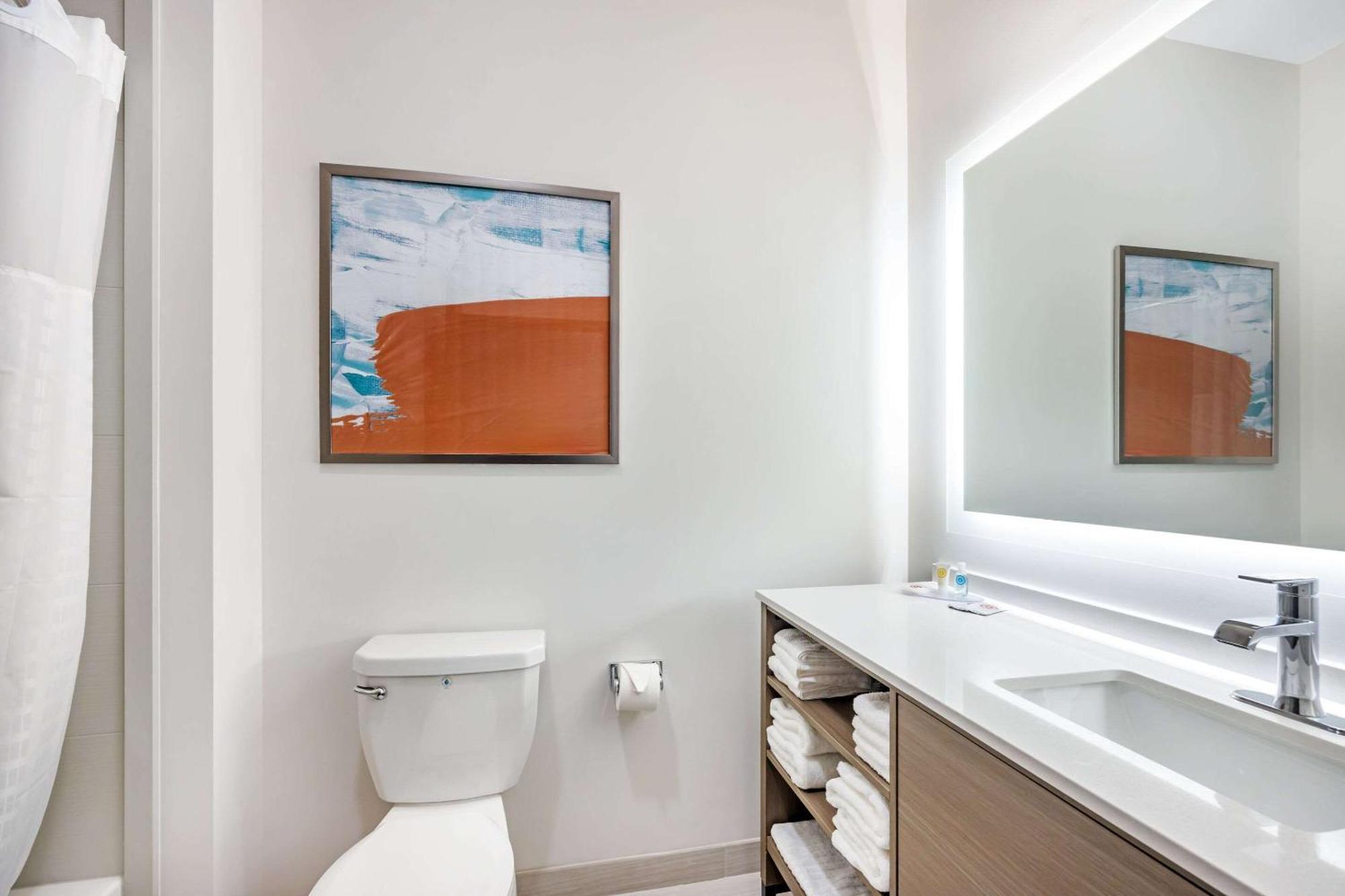 Comfort Inn & Suites แนชวิลล์ ภายนอก รูปภาพ
