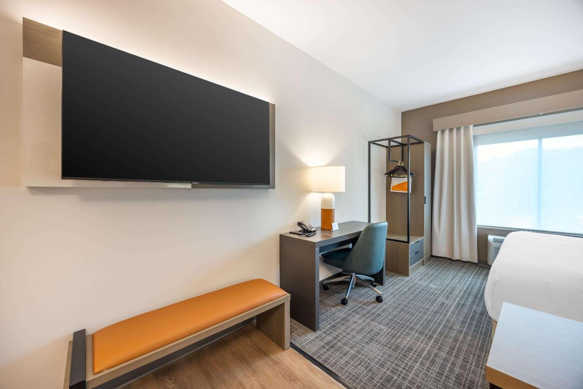 Comfort Inn & Suites แนชวิลล์ ภายนอก รูปภาพ